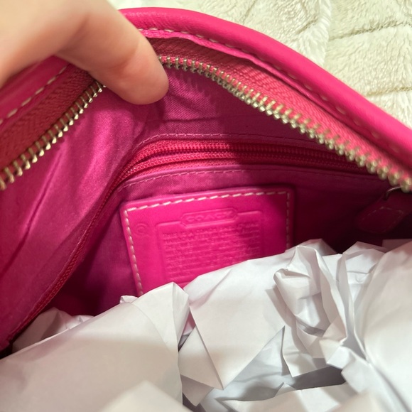 Coach Vintage Y2K Hot Pink Leather Hobo Shoulder Bag - Picture 6 of 9